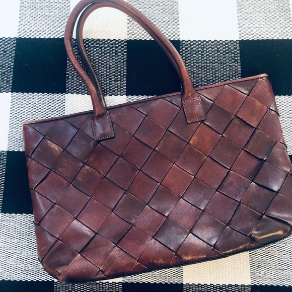 Wilsons Leather Handbags - Wilsons Leather Large Brown Woven Leather Tote.